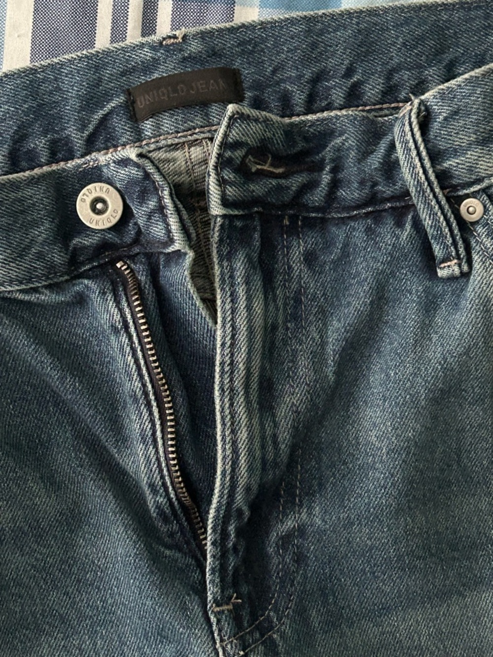 UNIQLO Wide Leg Barrel Jeans